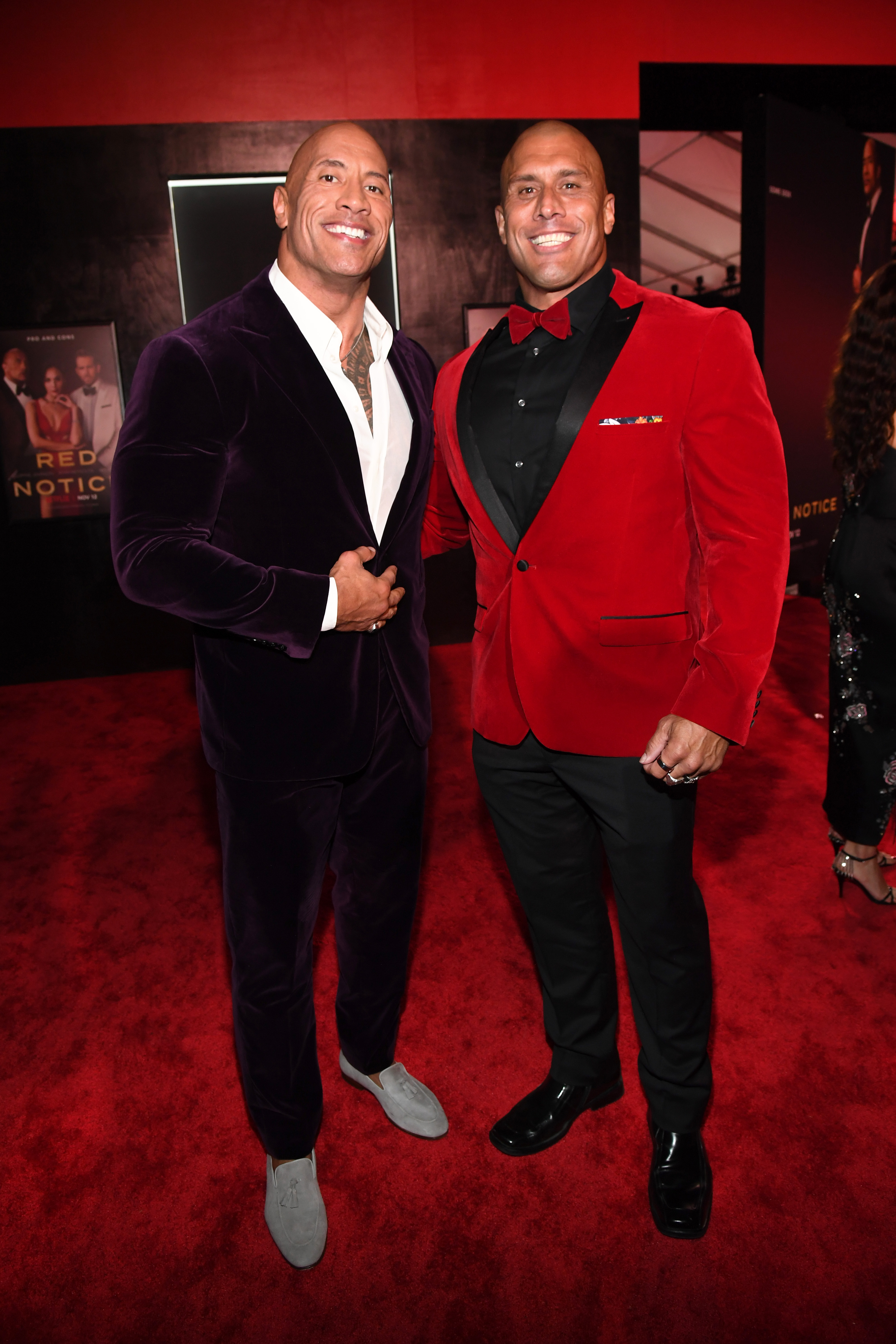 Red Notice' Premiere: Dwayne Johnson and Ryan Reynolds on Friendship – The  Hollywood Reporter